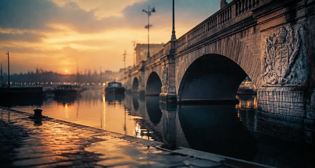 Pont jumeaux Toulouse sur le Canal de Brienne : arches et reflets